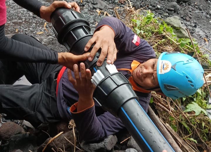 Pipanisasi Perdana HSI BERBAGI di Kaki Gunung Semeru Sukses