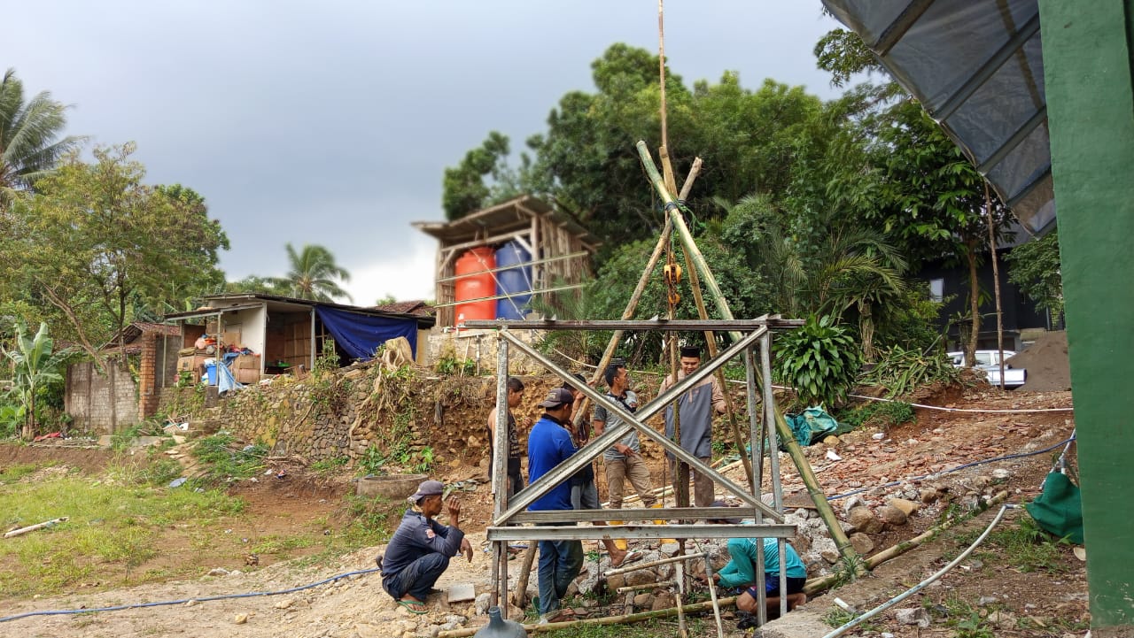 Jejak Perjuangan Dua Pengeboran Baru Program Air Bersih HSI BERBAGI 2025