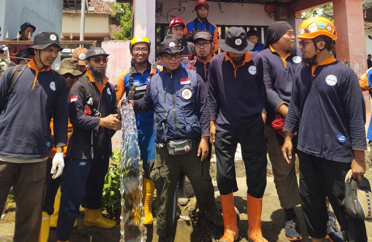 Pipanisasi Kediri: HSI BERBAGI Bantu Alirkan Air untuk 700 Warga